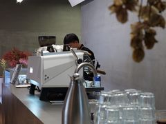-洪小鹏生活美学馆(领SHOW天地店)
