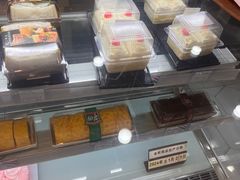 -光明牛奶棚(南泉店)