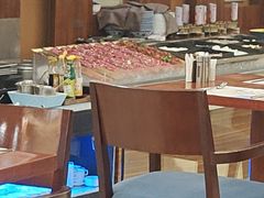 -元一希尔顿酒店·鲜切牛肉火锅禅自助餐厅