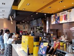 -麦当劳(中二横路店)