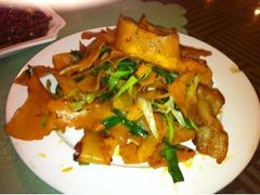 锅盔&nbsp;回锅肉（因为上来是凉的）-乾州食府(小雁塔店)