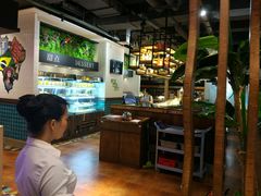 -亚马逊环球美食百汇(新城吾悦广场店)