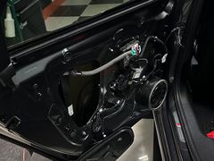 -鲨鱼皮汽车凹陷玻璃修复(静安店)