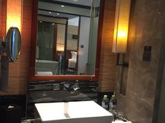 -三亚湾海居铂尔曼度假酒店