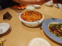 -渝信川菜 · 川味家常菜(财富购物中心店)
