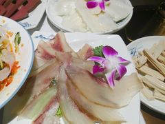 -贵府酸汤牛肉火锅·贵州老字号(飞山街店)