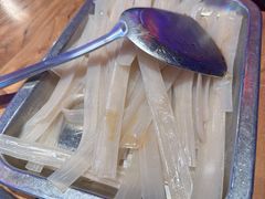 -山河屯铁锅炖鲜鹅·东北菜(开发区一店)