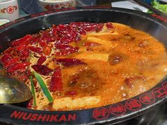 -牛市坎火锅(建设路店)