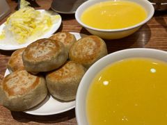 -清真吴记门钉肉饼·喜多利