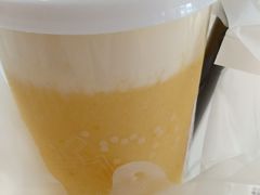 -顶东面包花园·生日蛋糕(世博店)