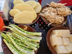 -黄潇洒老火锅(九眼桥宏济巷店)