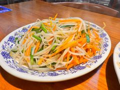 -老天桥酱肉烧饼夹肘子(天桥店)