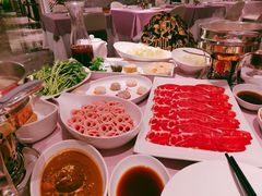 -鼎鼎香·港式火锅(北京SKP店)