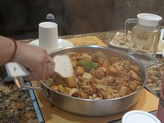 鸡腿肉锅-黄记煌三汁焖锅(荣盛国际店)