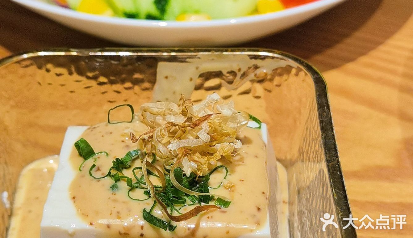 一喜食堂 | 巨型丼饭，大大的满足❤️ ！