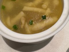 -绿杨春·淮扬宴(庐山路店)
