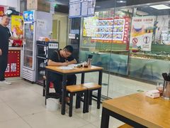 -门框胡同百年卤煮(鸟巢店)