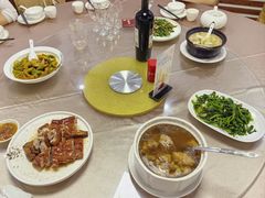 -鲤鱼塘农家山庄