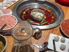 -城墙拐拐火锅(三峡广场黑金冠店)