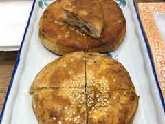 老北京麻酱烧饼-亿百顺红焖羊排小馆(总店)