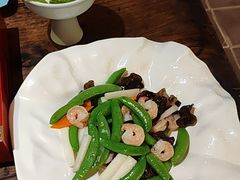 蜜豆山药炒虾仁-局气·烤鸭·北京菜(西单店)