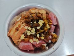 -梁阿婆廿年老牌扣肉糯米饭