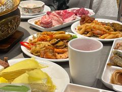 -山焱·炭火自助烤肉(周浦万达店)
