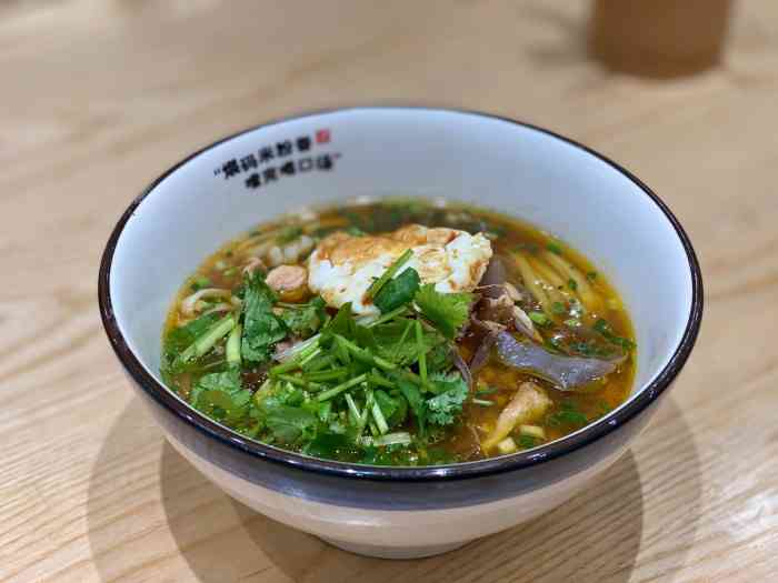 山里娃粉铺(金谷店)-"菜品:半夜去的,想吃的码子都没了. 剩的.