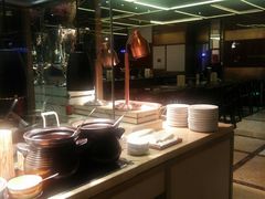 自助取餐区-大中华希尔顿酒店-念自助餐·嗨啤·小龙虾
