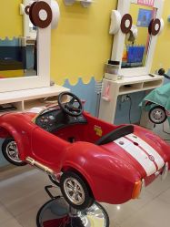 -爆米花儿童美发乐园