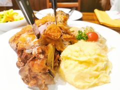 德式烤肘子-申德勒加油站餐厅(三里屯北小街店)