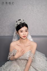 -欣薇婚纱(新源乐汇城店)