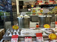 -万龙洲海鲜(大兴绿地缤纷城店)