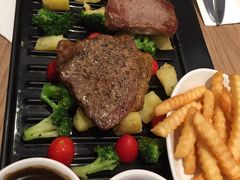 -必胜客餐厅(昆百大泰业城店)