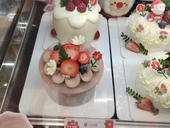 -花花卷卷·鲜食蛋糕(静安久光百货店)