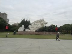 -上海市龙华烈士陵园