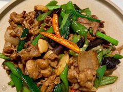 黑鸡枞菌炒肉-渔语鱼酸菜鱼新川菜(来福士店)
