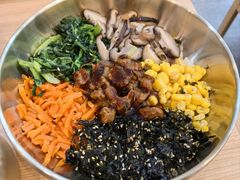 烤牛肉拌饭-米村拌饭(王府井喜悦店)