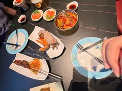 -雍容荟帝王蟹活龙虾展台自助(IFS黑金店)