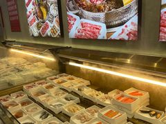 -来龍儿鲜切牛肉自助老火锅