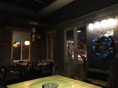 -苹果树下艺术餐厅(宋庄店)
