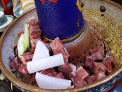 -毛辣果·贵州红酸汤牛肉火锅(西单店)