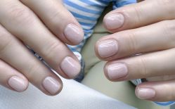 -UU·NAIL美甲美睫專門店