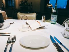 -茹丝葵经典牛排馆(上海外滩店)