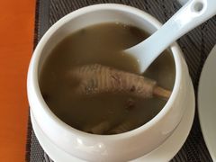 -上海玫瑰园度假酒店