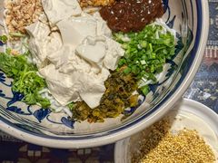 -蜗牛小馆醉乡民谣云南菜(惠新西里店)