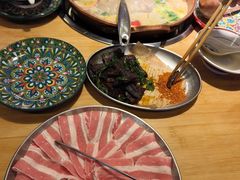 -洱火云南酸菜牛肉火锅(石景山当代商城店)