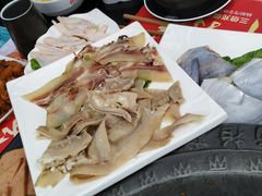 -楠柏弯休闲山庄(梨花溪店)