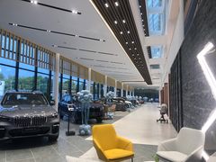 -上海宝宁宝马4S店