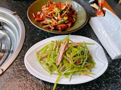 -侯志伟老街炒鸡(广济街店)